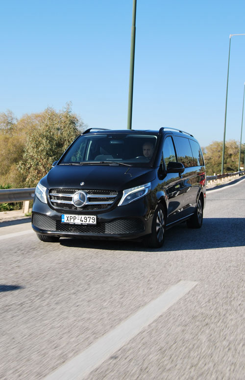 Elegrande Transfers & Tours - Στόλος